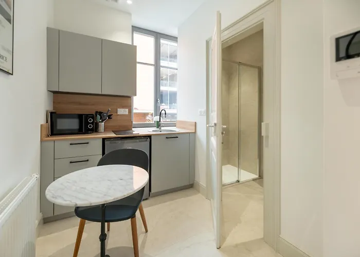 شقة Chez Josephine - Neuf - De Gamme - Tram - Proche Centre-ville - Confort